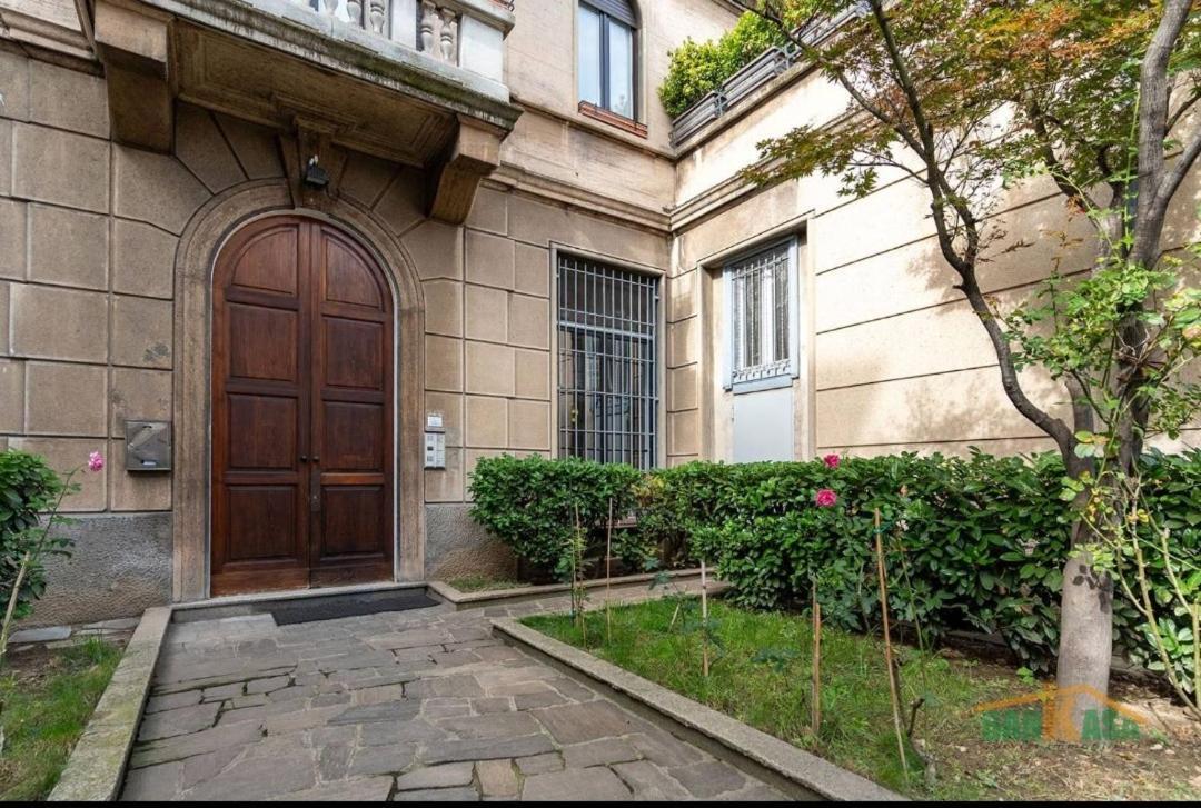 A Casa Di... Apartment Milan Luaran gambar